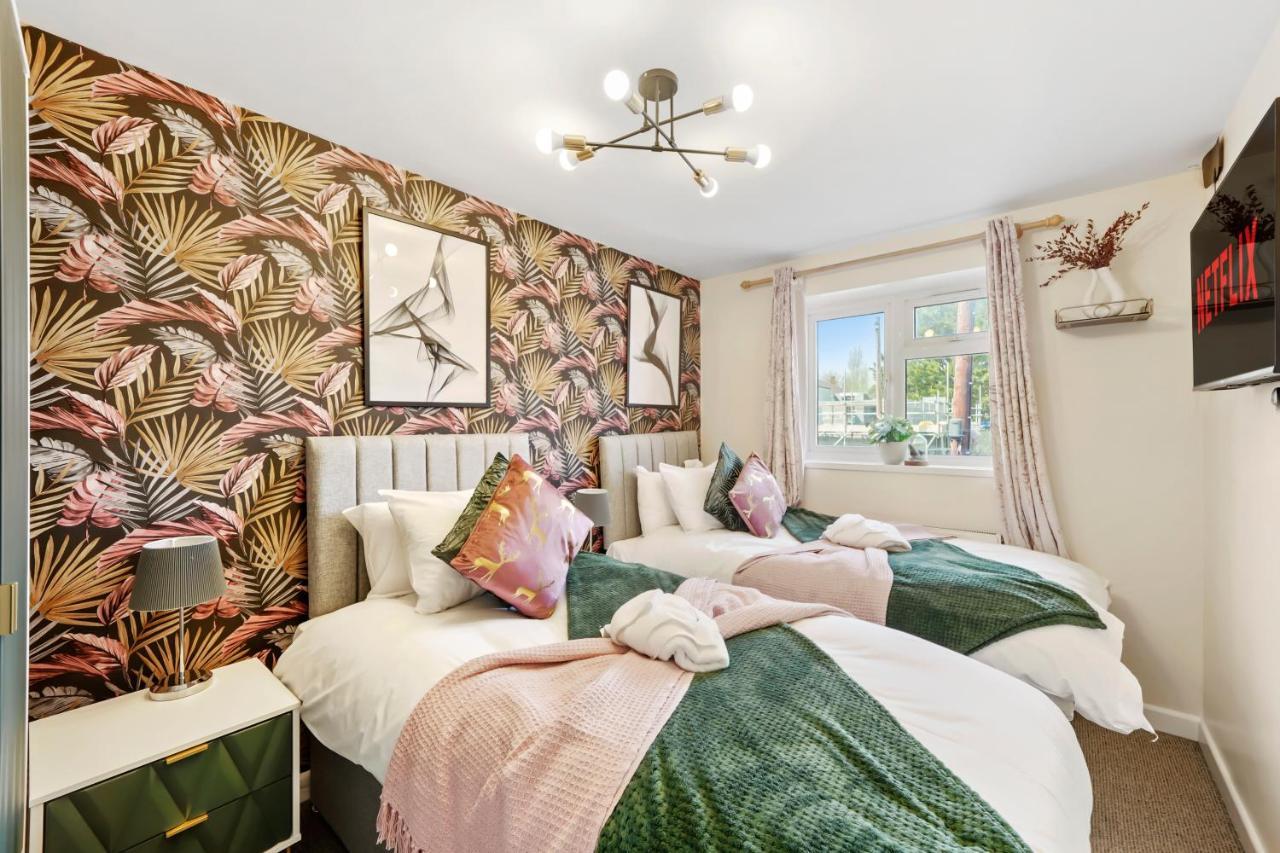 Designer House In Bristol - Hot Tub - Sleeps 10 Apartment Ngoại thất bức ảnh